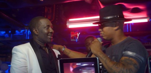 El Hadji Diouf offre un billet pour La Mecque à Mbaye Dieye Faye… El Hadji Diouf offre un billet pour La Mecque à Mbaye Dieye Faye…