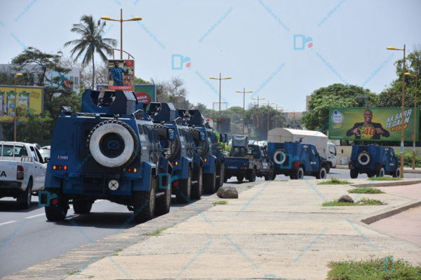 Le Président Sall à l’Université cet après-midi : « L’arsenal » sécuritaire renforcé Le Président Sall à l’Université cet après-midi : « L’arsenal » sécuritaire renforcé