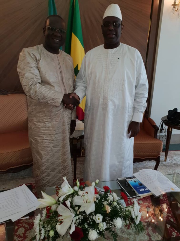 Le Pr Macky Sall reçoit le célèbre Mbagnick Diop...Les raisons d'une audience...