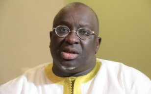 Pour Massata Diack, le Sénégal est prêt à collaborer avec la France Pour Massata Diack, le Sénégal est prêt à collaborer avec la France
