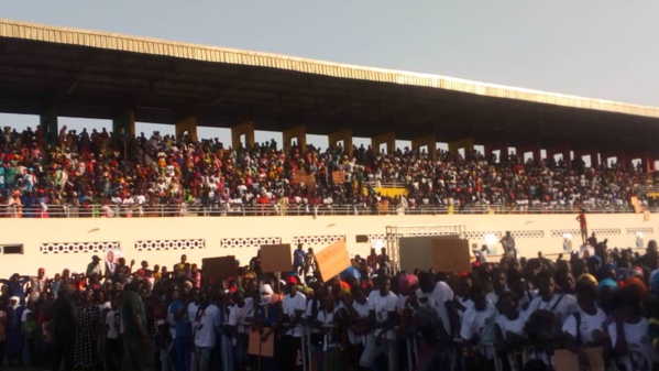 La démonstration de force du ministre Moustapha Diop dans la banlieue dakaroise...Ce qui n'a jamais été dit sur le ci-devant maire de Louga... La démonstration de force du ministre Moustapha Diop dans la banlieue dakaroise...Ce qui n'a jamais été dit sur le ci-devant maire de Louga...