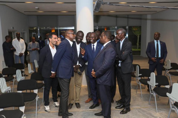 Yérim Sow-Macky Sall, les dessous d'une visite nocturne du Président à Diamniadio Yérim Sow-Macky Sall, les dessous d'une visite nocturne du Président à Diamniadio