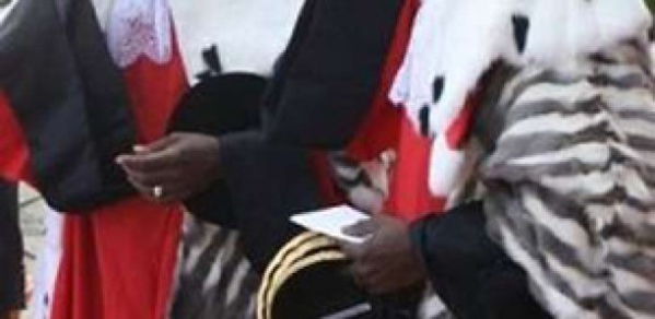 Le Sytjust suspend sa grève Le Sytjust suspend sa grève