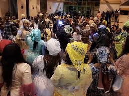  Pourquoi Harouna Dia a soutenu les "Amazones du Président Macky Sall" Pourquoi Harouna Dia a soutenu les "Amazones du Président Macky Sall"