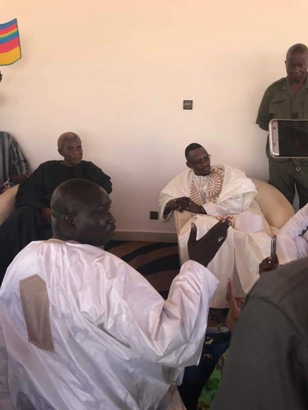 Le ministre Moustapha Diop entre recueillement et visites de courtoisie dans la ville sainte de Touba.