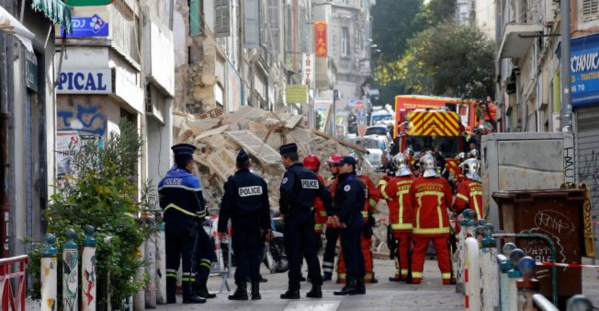 Un sixième corps retrouvé sous les décombres des immeubles effondrés à Marseille Un sixième corps retrouvé sous les décombres des immeubles effondrés à Marseille