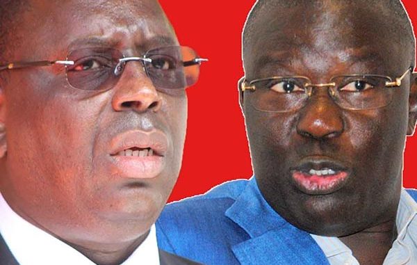 Babacar Gaye secoue le passé de Macky Sall : « il peinait à payer son loyer de 60 000 Fcfa… » Babacar Gaye secoue le passé de Macky Sall : « il peinait à payer son loyer de 60 000 Fcfa… »
