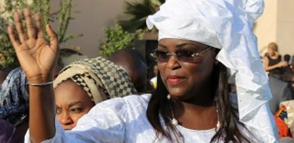 Sollicitations, bousculades… : Les misères de Mariéme Faye à Paris Sollicitations, bousculades… : Les misères de Mariéme Faye à Paris