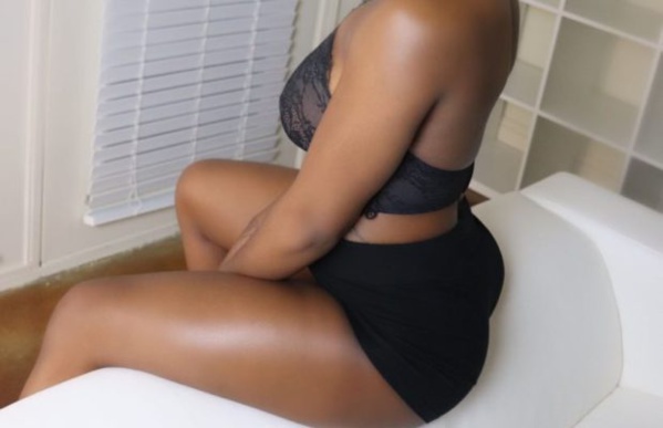 Lycée Kennedy : L’élève de 17 ans qui entretenait une relation avec son Directeur de l’école se confie:« J’ai enregistré par audio nos ébats sexuels car il détenait mes photos et vidéos à moitié nue» Lycée Kennedy : L’élève de 17 ans qui entretenait une relation avec son Directeur de l’école se confie:« J’ai enregistré par audio nos ébats sexuels car il détenait mes photos et vidéos à moitié nue»