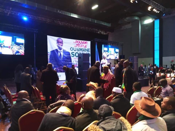 Ousmane Sonko en mega meeting à Paris (images)