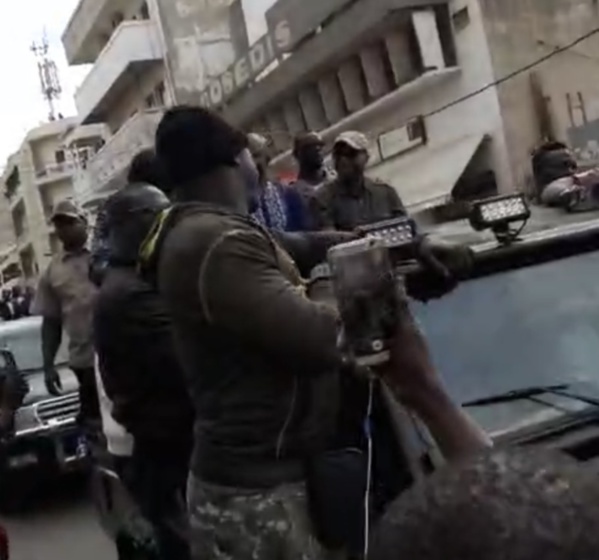 Voulant marcher sur Sandaga, Sonko et Barth' battent en retraite Voulant marcher sur Sandaga, Sonko et Barth' battent en retraite