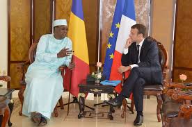 "La France, seul soutien contre le terrorisme au Sahel", dit le président tchadien Idriss Déby