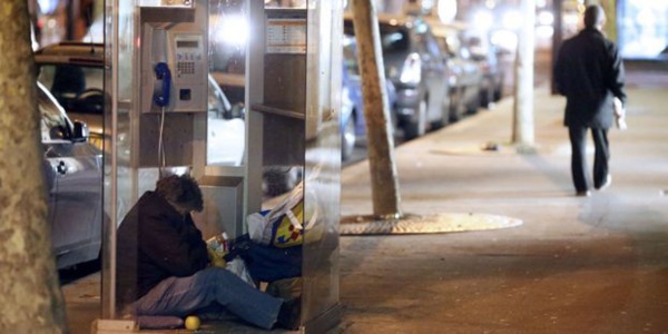 Ce touchant geste de Daouda Dia aux Sénégalais sans-abris du Maroc Ce touchant geste de Daouda Dia aux Sénégalais sans-abris du Maroc