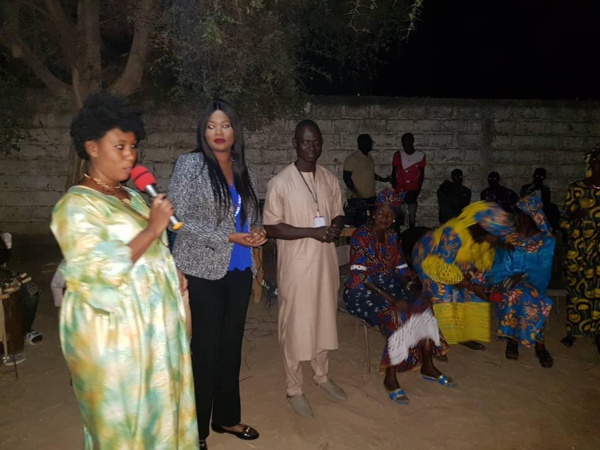Massification de son parti à Fandène (THIES) : Fatoumata NIANG BA, leader de l`UDES/ R accueillie en grande pompe…