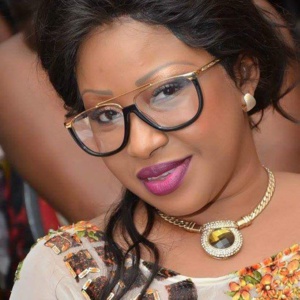  Marie, fille d'Ismaël Lô ,s'engage pour la réélection du Pr Macky Sall...Ce que l'on sait déjà 