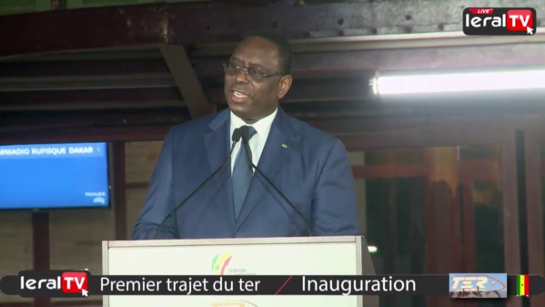 idéo - Macky Sall : "Ainsi dit, ainsi fait, nous y voilà, le Train Express Régional est là dans le temps de l'action"