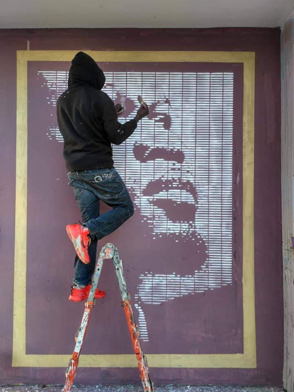 Italie – Le portrait de Sonko peint sur un mur !