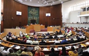 Affaire des 94 milliards : Le député Djibril War saisit L'Assemblée