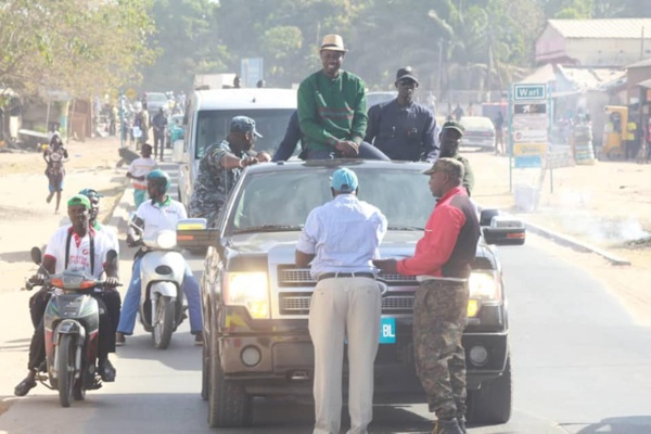 L’arrivée « triomphale » de Ousmane Sonko à Ziguinchor…