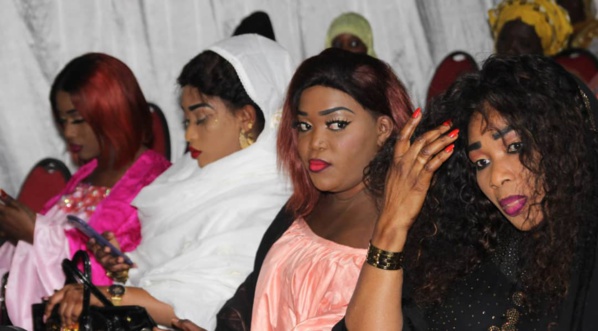 "Thiant" Serigne Saliou -Le jeune responsable de l'APR, Mohamed Sylla réunit tout le gotha du Sénégal...le temps d'une soirée "Thiant" Serigne Saliou -Le jeune responsable de l'APR, Mohamed Sylla réunit tout le gotha du Sénégal...le temps d'une soirée