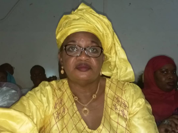 19H 48 À BAMBEY / Aïda Mbodj renonce à prendre une décision... Macky et Idy devront patienter