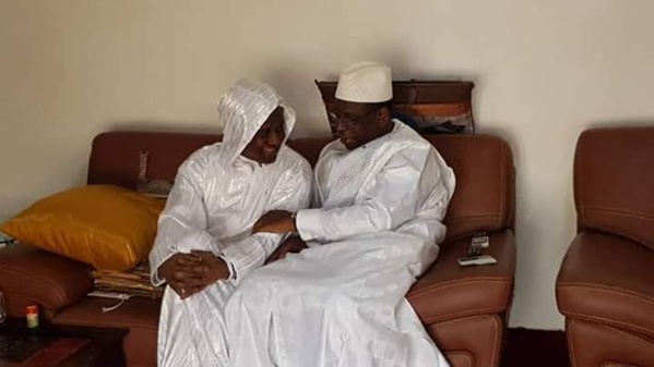 Pour rempiler, Macky cherche la bénédiction de Serigne Modou Kara Pour rempiler, Macky cherche la bénédiction de Serigne Modou Kara