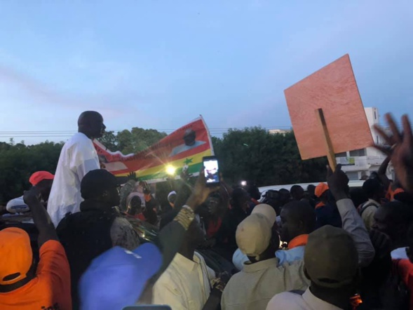 Le candidat Idrissa Seck réussi le pari de la mobilisation à Thiès Le candidat Idrissa Seck réussi le pari de la mobilisation à Thiès