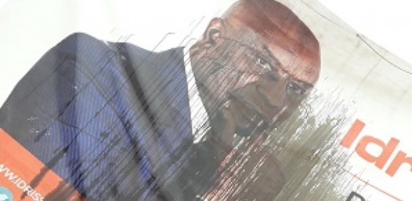Les affiches d’Idy2019 vandalisées à Diourbel Les affiches d’Idy2019 vandalisées à Diourbel