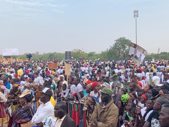 Macky fait un tabac à Tamba ! Macky fait un tabac à Tamba !