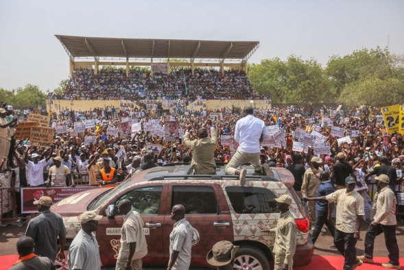 ​De Velingara à Fafacourou, Macky Sall fait foule