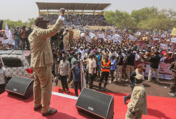 ​De Velingara à Fafacourou, Macky Sall fait foule