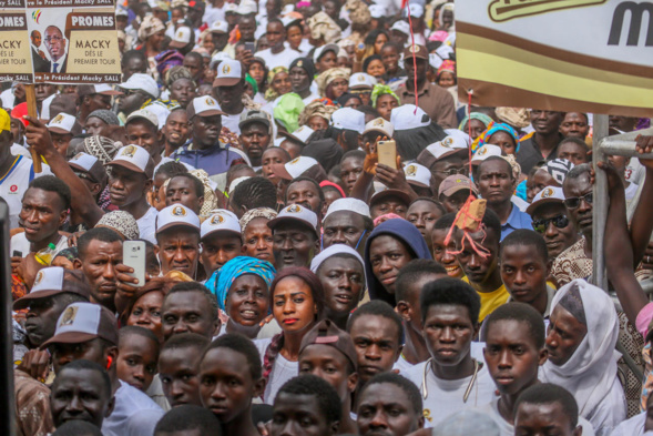 ​Arrivée à Sedhiou : Macky Sall triomphal dans le Pakao