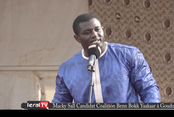 VIDEO : Balla Gaye 2 danse pour Macky Sall en Casamance et vote pour un second mandat VIDEO : Balla Gaye 2 danse pour Macky Sall en Casamance et vote pour un second mandat