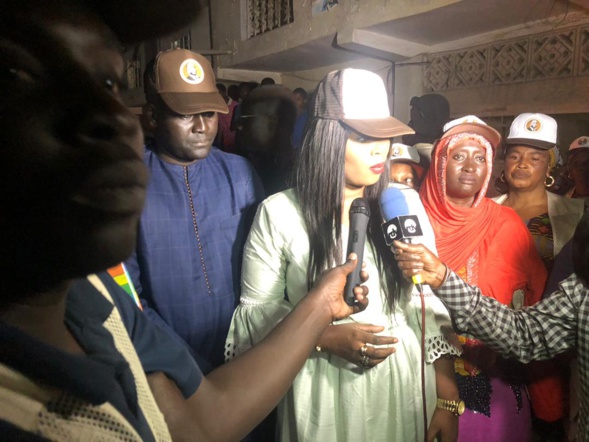 ​Grand-Yoff : Fatoumata NIANG BA, la coordonnatrice du CEB de la Cité Millionnaire  sillonne les artères de sa localité
