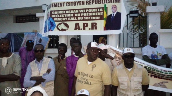 Fallou Ndiaye mobilise pour Macky (Images)