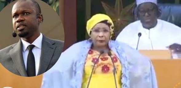 Affaire 94 milliards: La députée Mame Diarra Fam défend Sonko et fait le show à l'Assemblée Affaire 94 milliards: La députée Mame Diarra Fam défend Sonko et fait le show à l'Assemblée