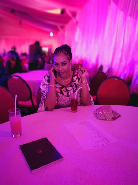 Arrêt sur image! Voici la belle femme de Dame Dieng patron de Léral Arrêt sur image! Voici la belle femme de Dame Dieng patron de Léral