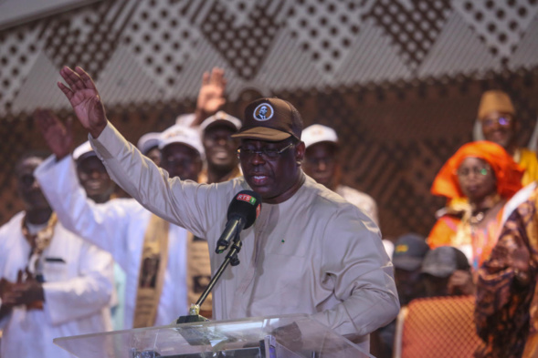 ​Arrivée en trombe à Fatick : Macky Sall mieux chez lui