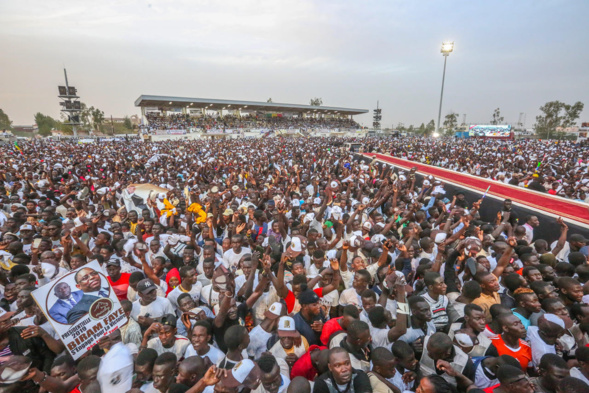 Arrivée en trombe à Fatick : Macky Sall mieux chez lui Arrivée en trombe à Fatick : Macky Sall mieux chez lui