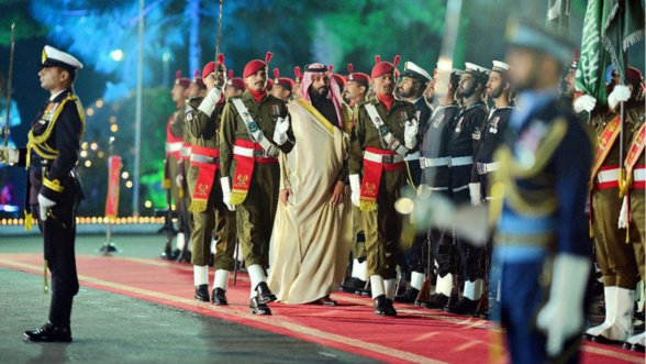 En quête de contrats et d'alliés, Mohammed ben Salmane entame une tournée en Asie En quête de contrats et d'alliés, Mohammed ben Salmane entame une tournée en Asie