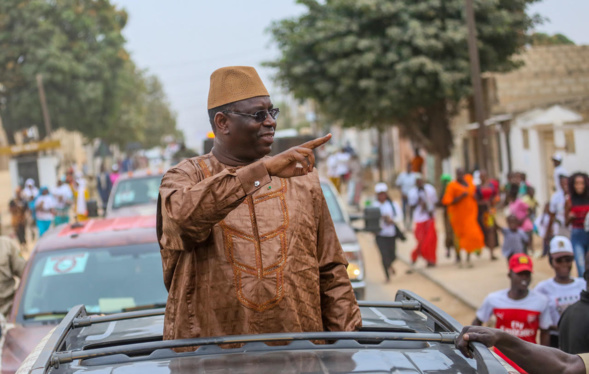 ​ Tivaouane : Macky loue le rôle des confréries