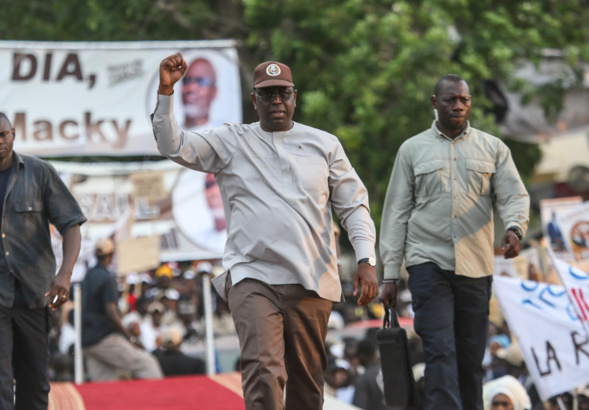  Thiès tombe finalement dans l'escarcelle du... Macky!  (IMAGES EXCLUSIVES)