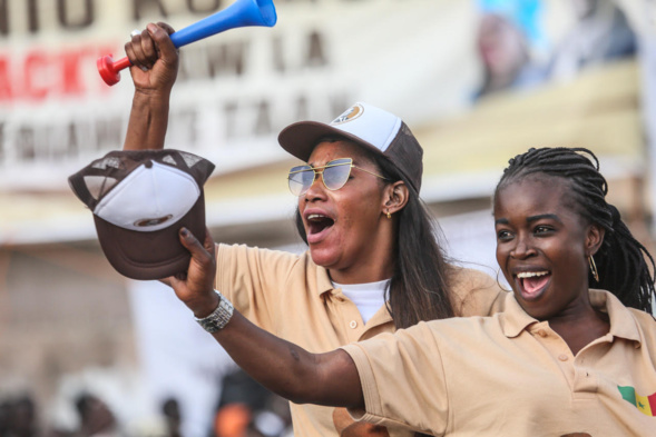 Macky Sall à Guédiawaye : «Vous démontrez qu’il n’y aura pas combat dimanche» Macky Sall à Guédiawaye : «Vous démontrez qu’il n’y aura pas combat dimanche»