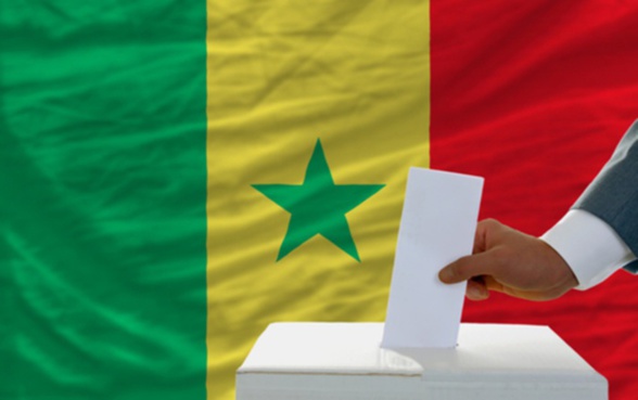 ​Dans le département de Pikine et ses 573 864 électeurs, le préfet confiait, lui, un taux de participation de 34,7 % à la mi-journée. Un résultat proche des 35,7% du département voisin de Guédiawaye.