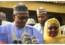 Nigeria : le président sortant Muhammadu Buhari réélu pour un mandat de quatre ans Nigeria : le président sortant Muhammadu Buhari réélu pour un mandat de quatre ans
