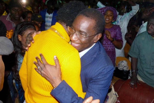 Racine Sy célèbre la victoire du Pr Macky Sall à Podor par un méga-concert de Waly Seck