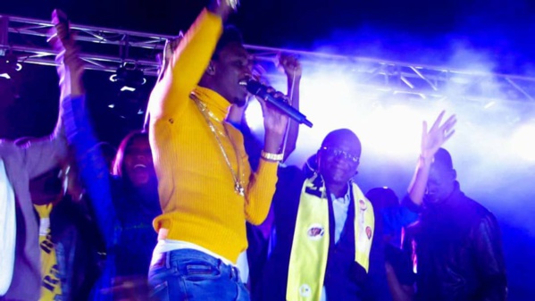 Racine Sy célèbre la victoire du Pr Macky Sall à Podor par un méga-concert de Waly Seck Racine Sy célèbre la victoire du Pr Macky Sall à Podor par un méga-concert de Waly Seck