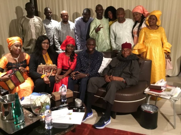 Les ex detenus Karimiste reçu par Me Wade Les ex detenus Karimiste reçu par Me Wade