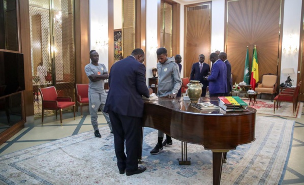 Pourquoi le Pr Macky Sall a reçu Sadio Mané et Diao Baldé Keita Pourquoi le Pr Macky Sall a reçu Sadio Mané et Diao Baldé Keita