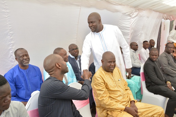 Quand l'expert fiscal Bass Diop réunit toute la République pour le baptême de sa fille...Sokhna Diarra Bousso Quand l'expert fiscal Bass Diop réunit toute la République pour le baptême de sa fille...Sokhna Diarra Bousso